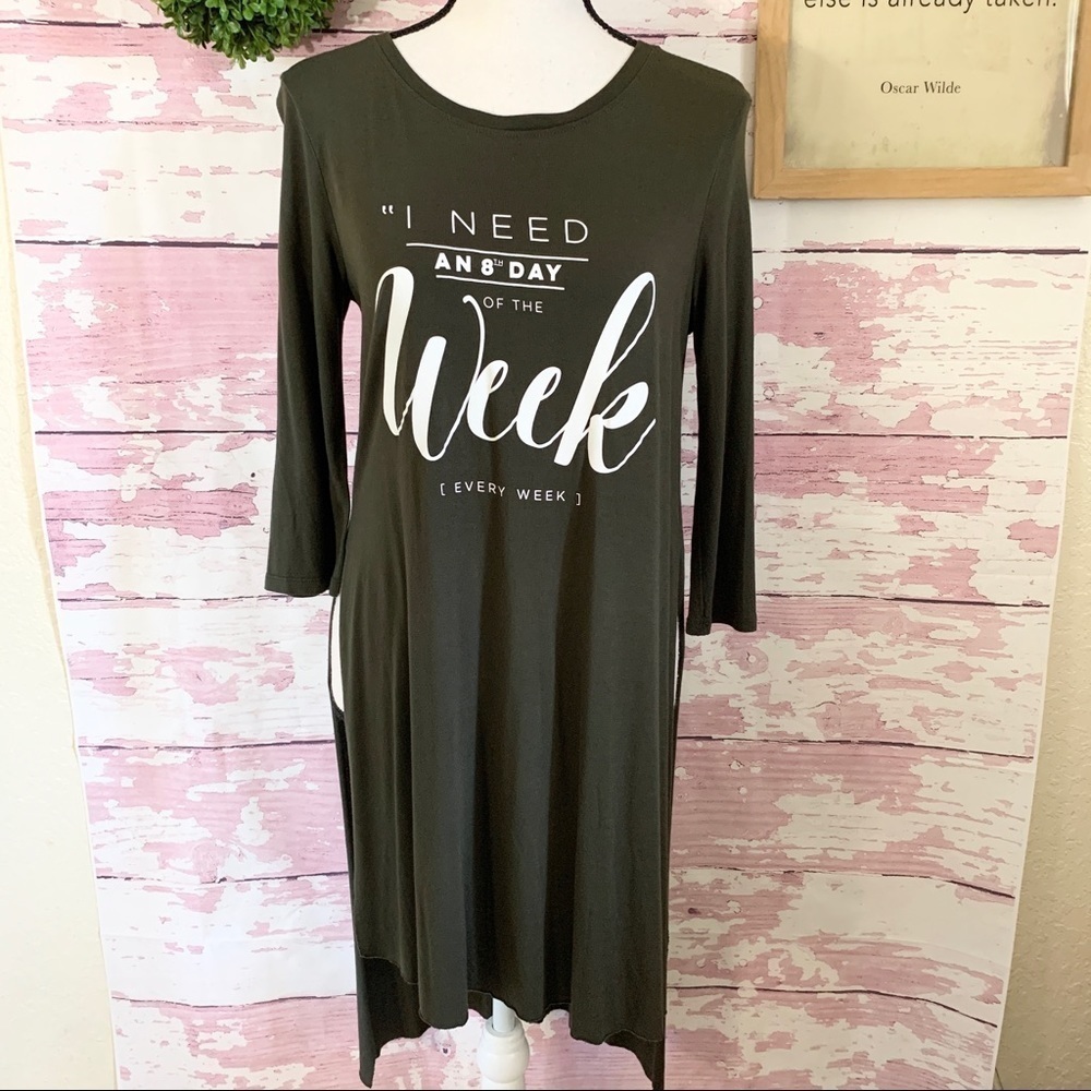 LEFTIES Green I Need An Eighth Day Tunic Top M